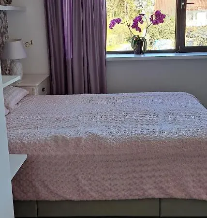 To The East Pensionat